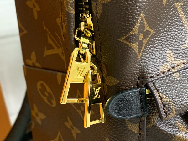 ルイヴィトンバッグ内部構造